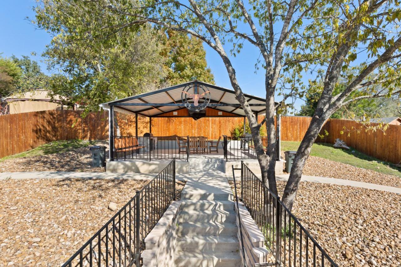 Villa Cyc Eclectic Back House With Bbq Gazebo San Antonio Esterno foto